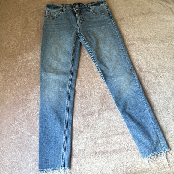 Vigoss Blue Denim Jeans - Picture 2 of 9